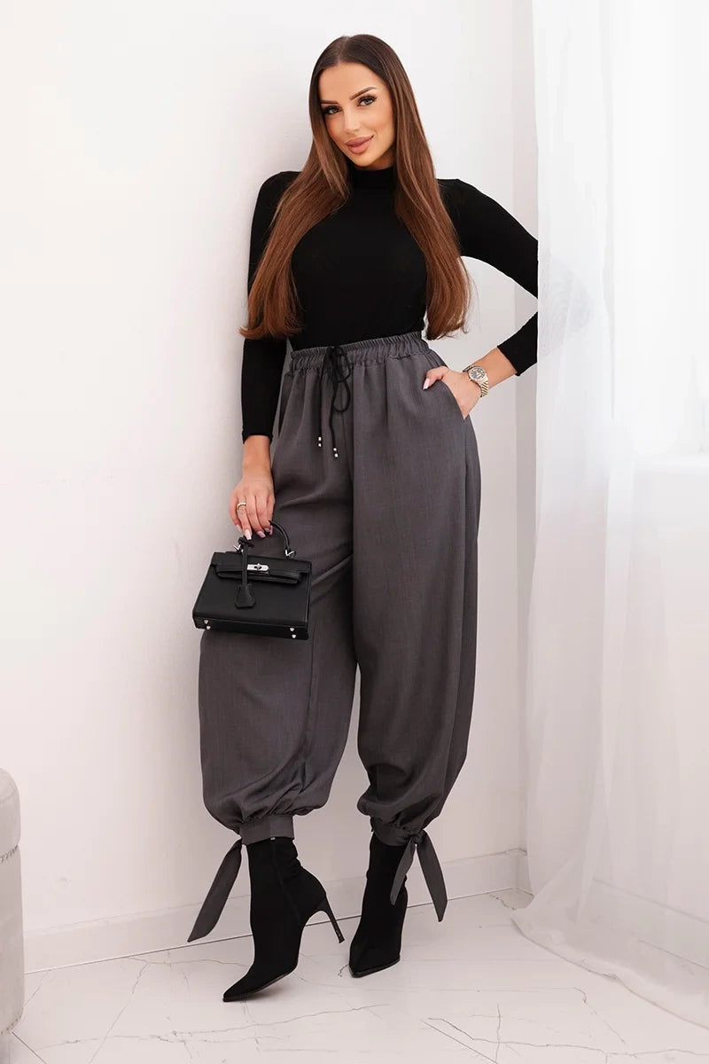 damskie spodnie brązowe z szeroką nogawką i wiązaniem u dołu