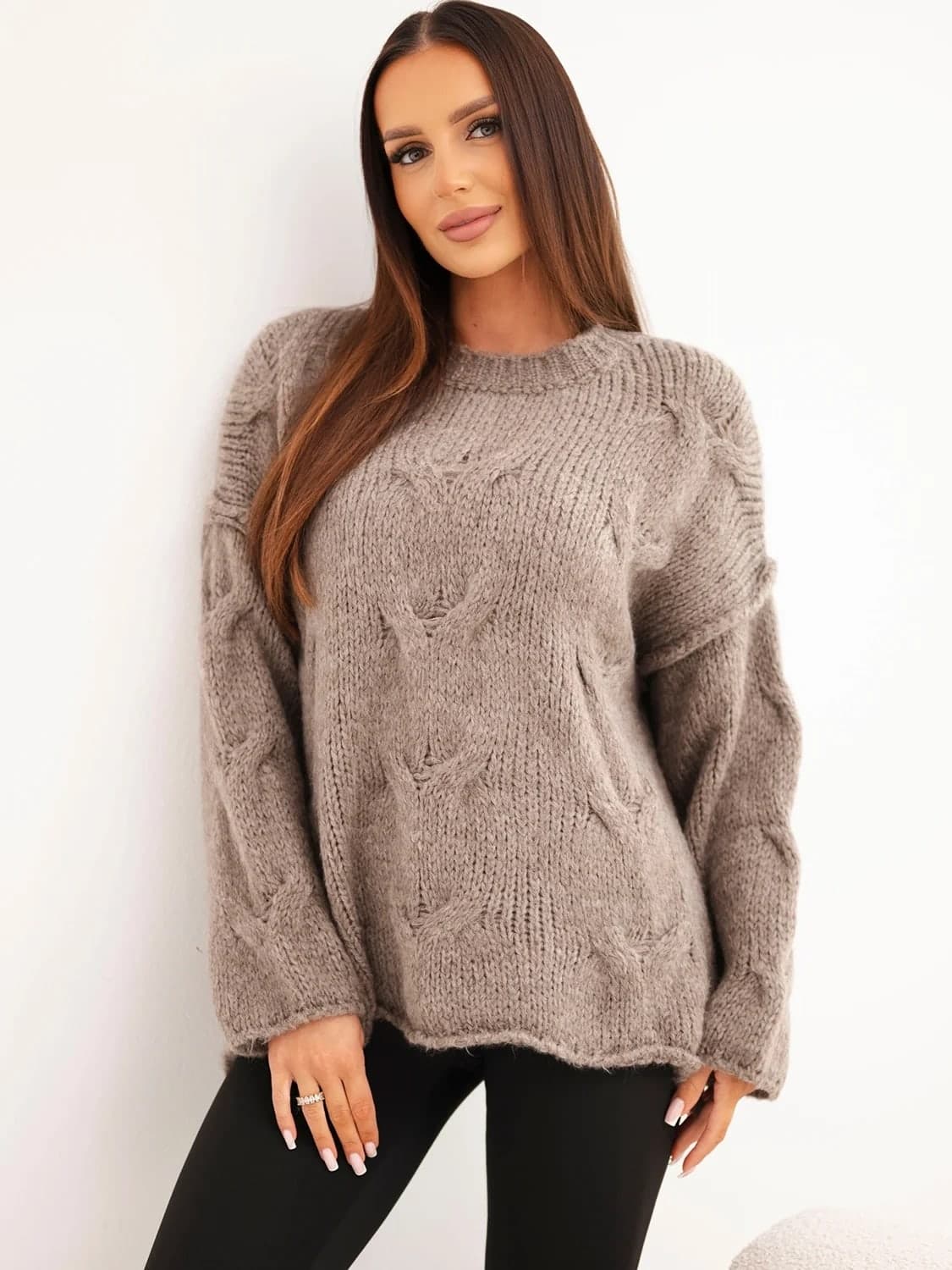 Sweter damski akrylowy luźny fason Ubalda, kolor Fango