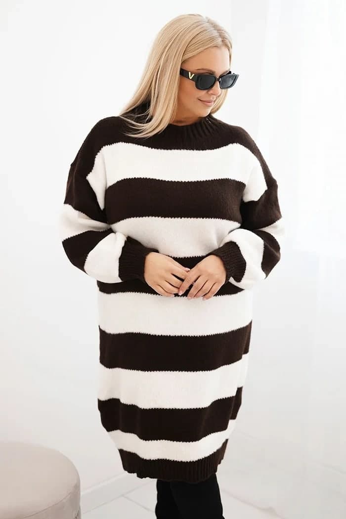 Sukienka damska swetrowa plus size w pasy Meraviglia, kolor Brązowy