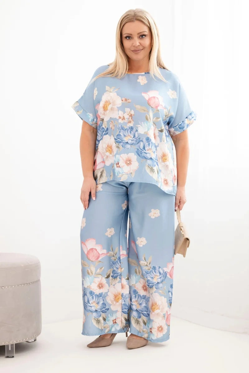 Komplet damski plus size z bluzką i spodniami w kwiaty z szeroką nogawką Dalia