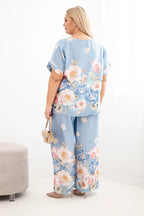 Komplet damski plus size z bluzką i spodniami w kwiaty z szeroką nogawką Dalia