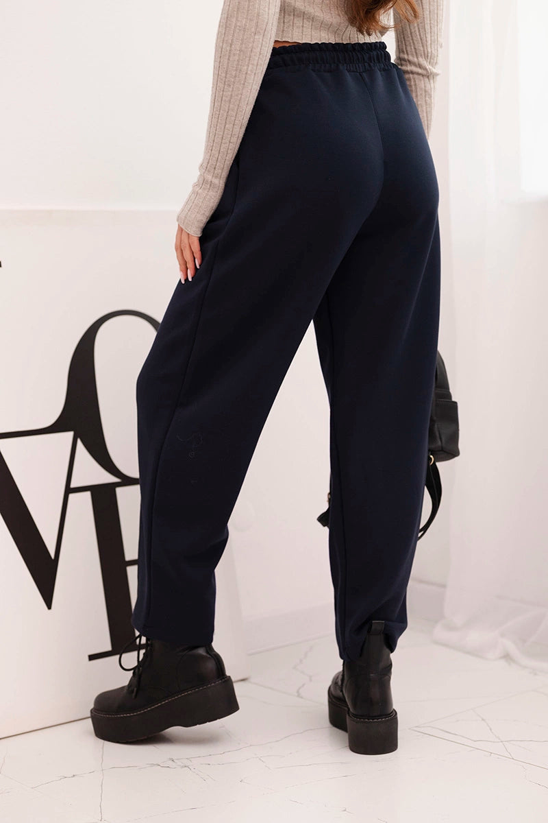 damskie spodnie z wysokim stanem i regulowanym wiązaniem w kolorze fango