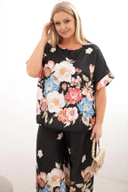 Komplet damski plus size z bluzką i spodniami w kwiaty z szeroką nogawką Dalia